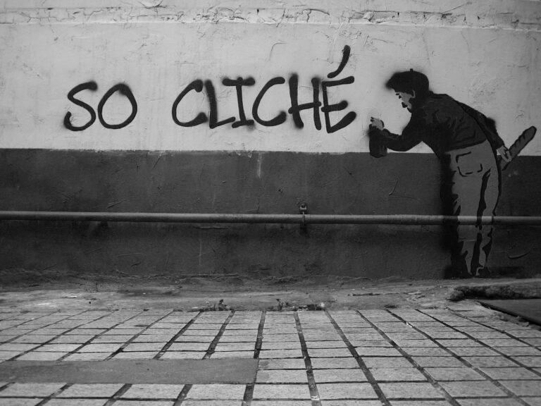Cliché, art contemporain, graffiti
